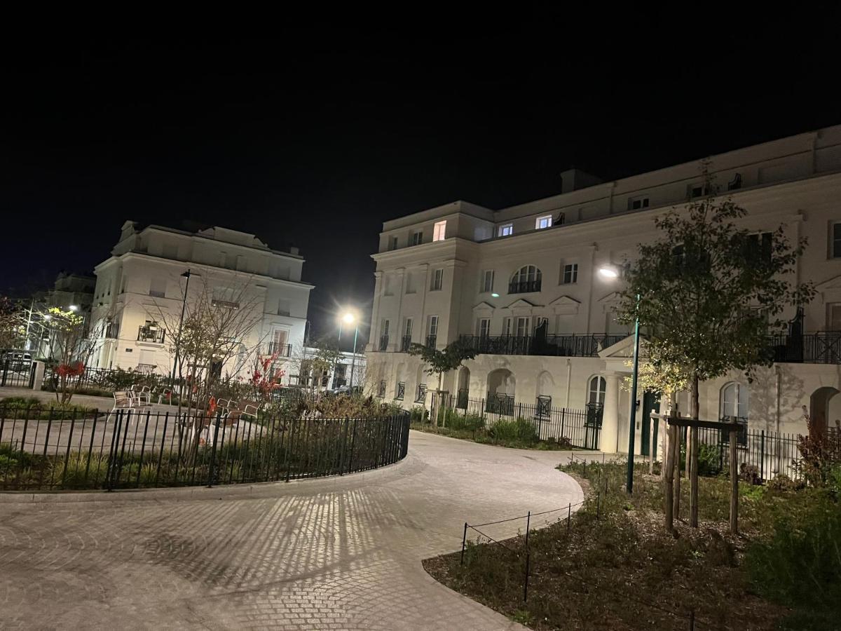 Superbe Appartement Tres Confortable Serris Exterior photo